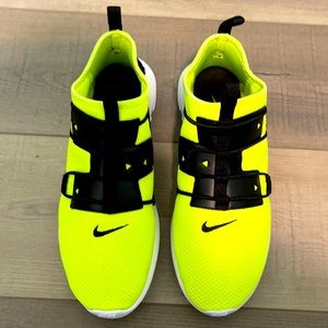 Nike Vortak Volt